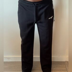 KARL LAGERFELD PARIS -
Men's M / NWT - Signature Fleece Joggers